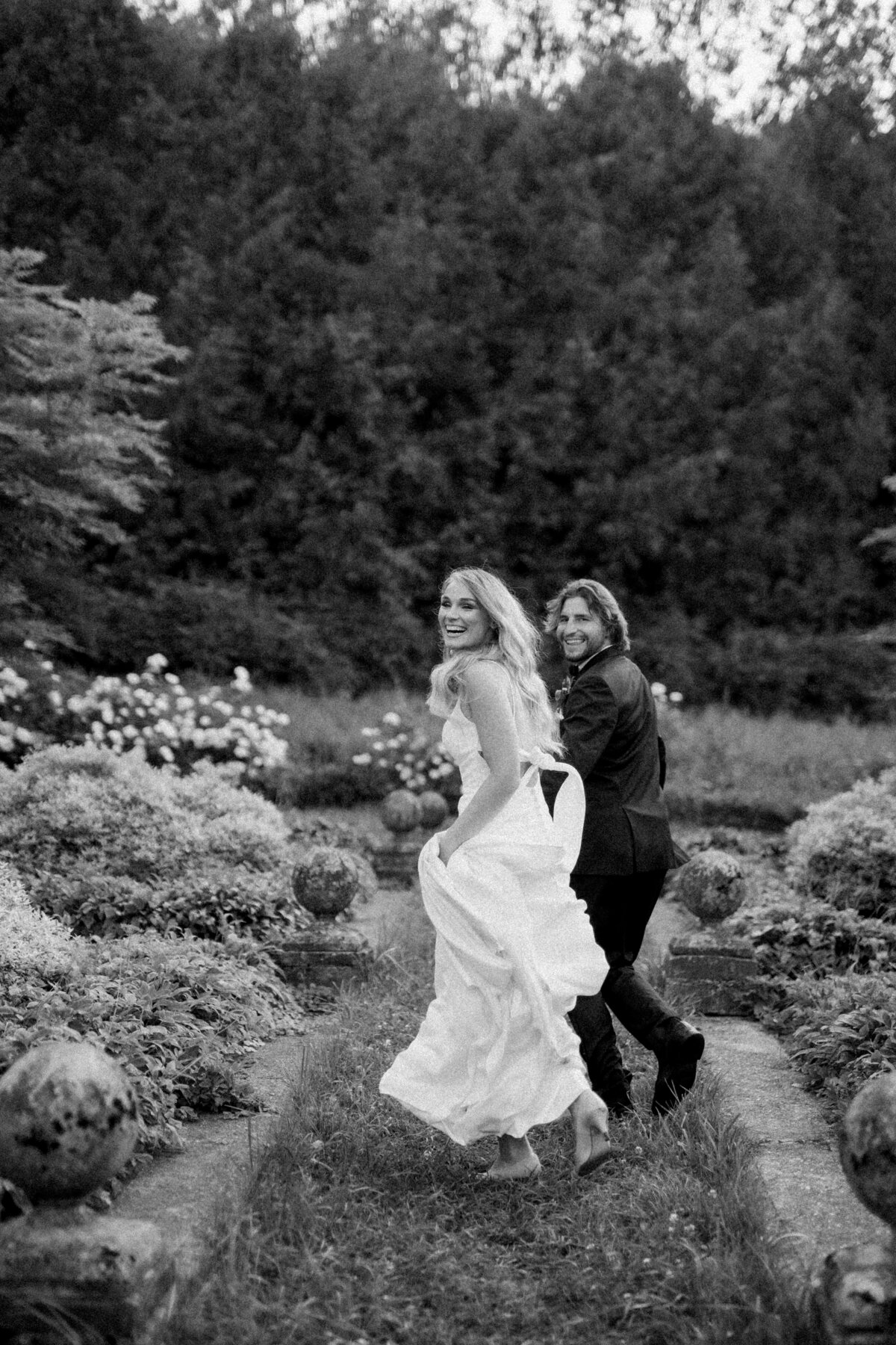 0885 Morland Place Owensound Toronto Editorial Wedding Lisa Vigliotta Photography