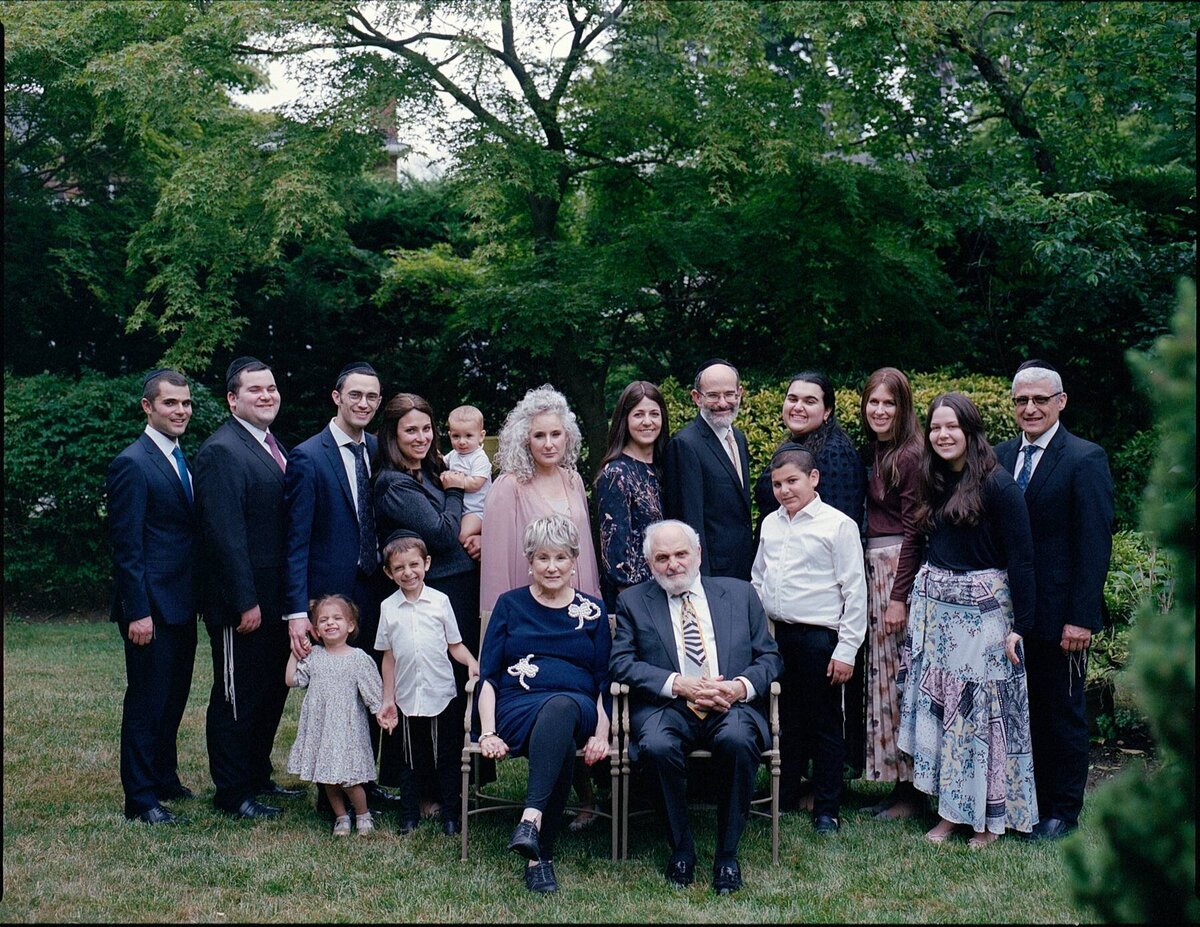 family event photographer, intimate event photographer, family photographer, analog photographer long island ny, long beach ny family photographer