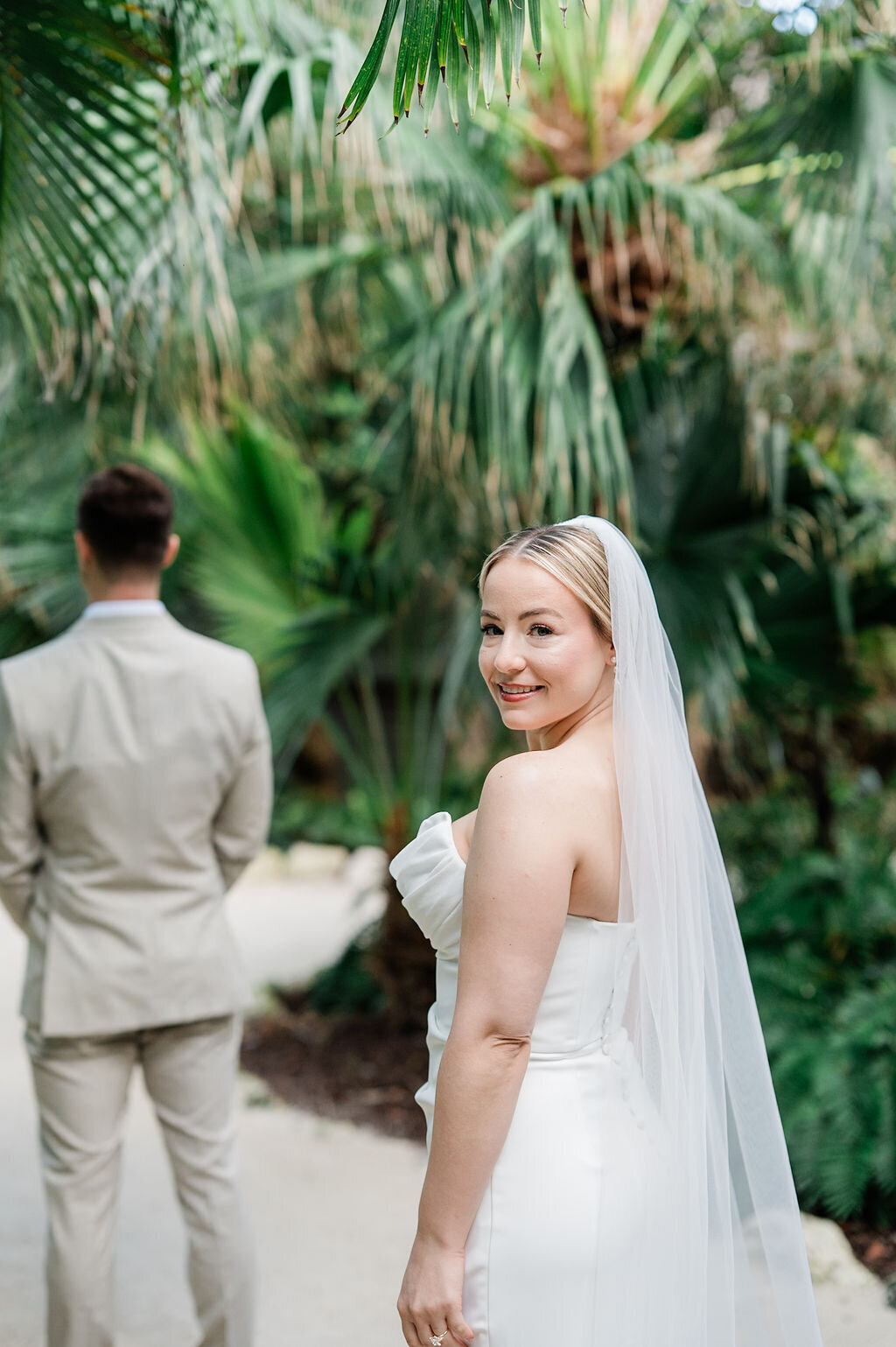 Cassie+DerekLittlePalmIsland-121