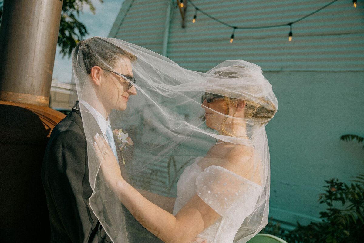 Brooke&PerronWeddingPhotos_PostPortraits_AustinWeddingPhotographer_HereafterFilms-34