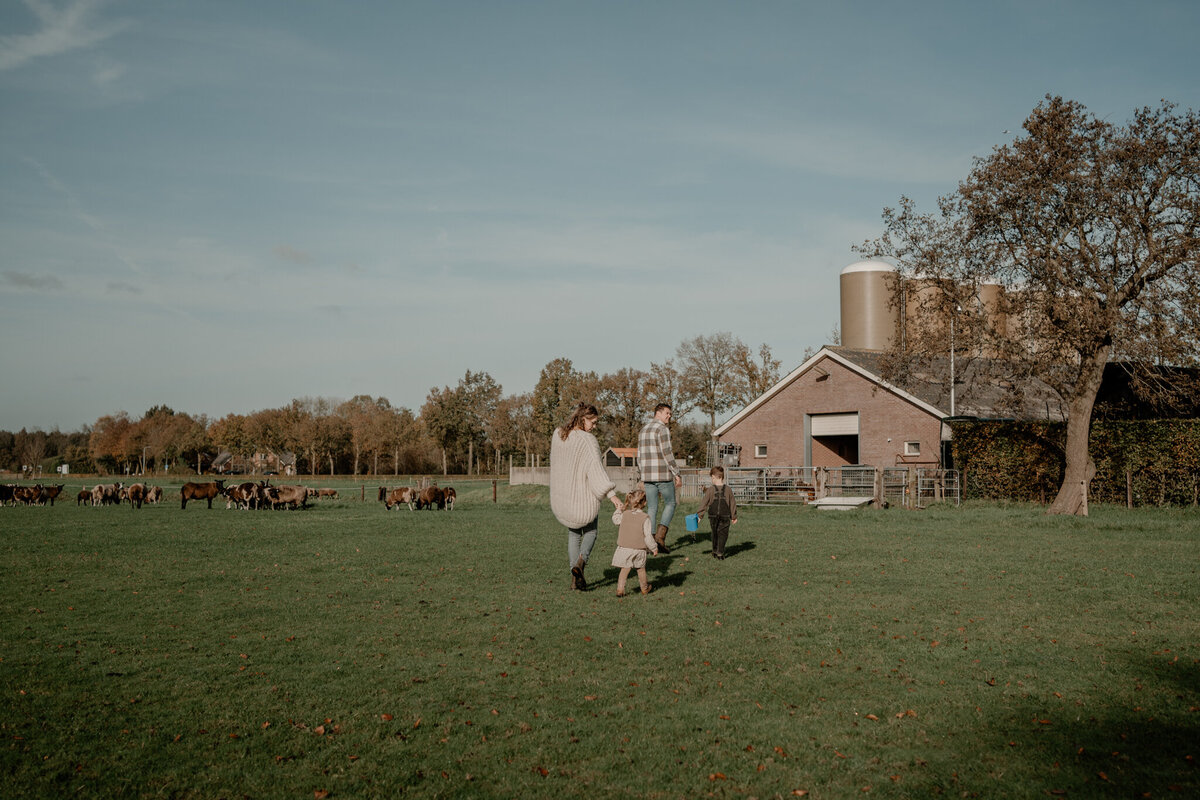 Shotsbylise_Daginhetleven_opdeboerderij_LR-19