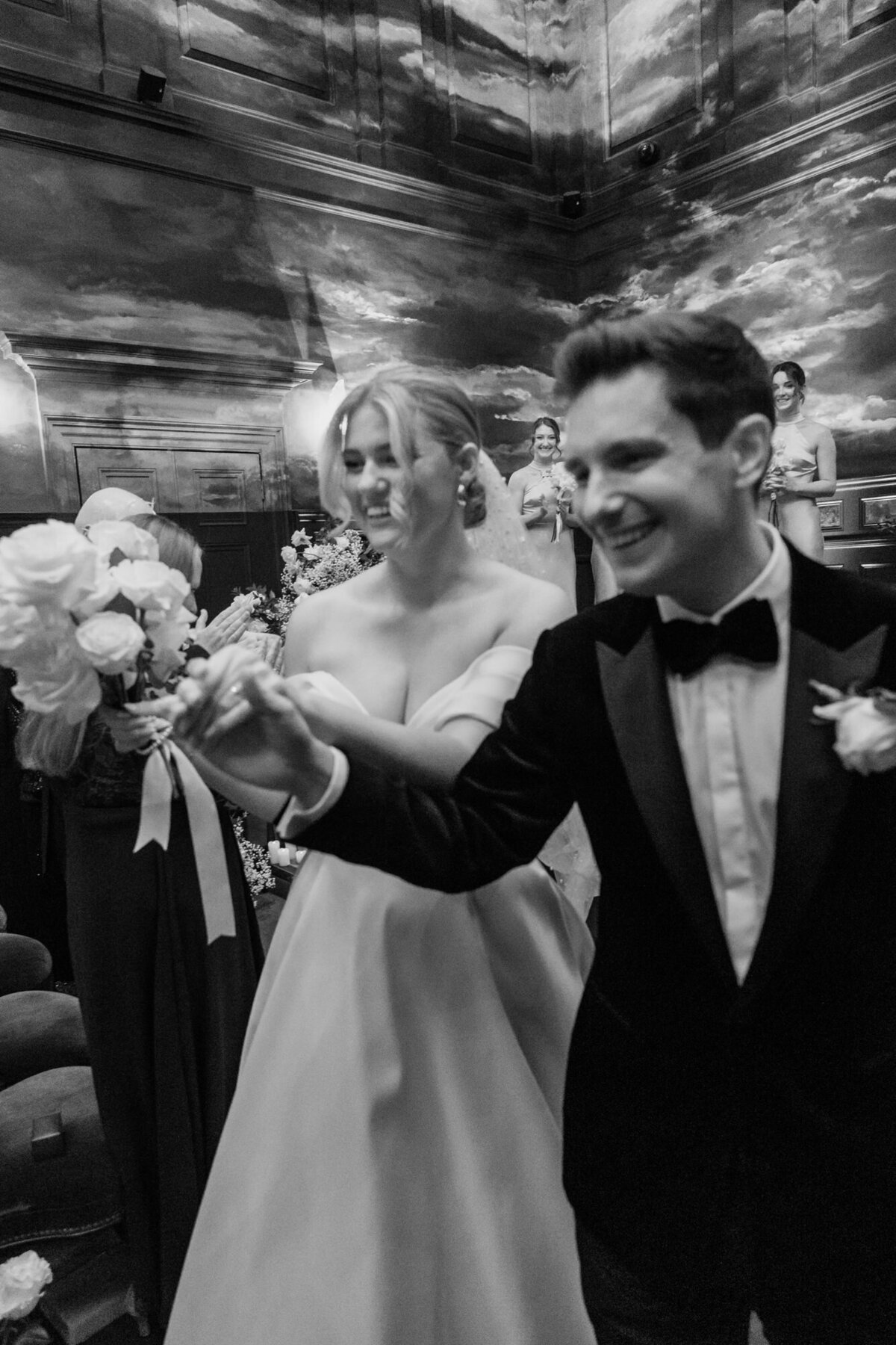 blurry-wedding-photography