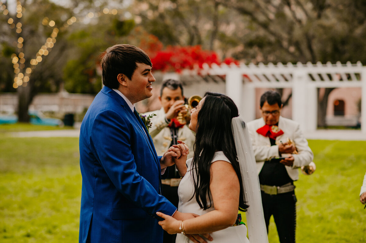 mariah-lacy-photo-elope-in-florida-north-straub-park-chantilly-chic-celebrations-11