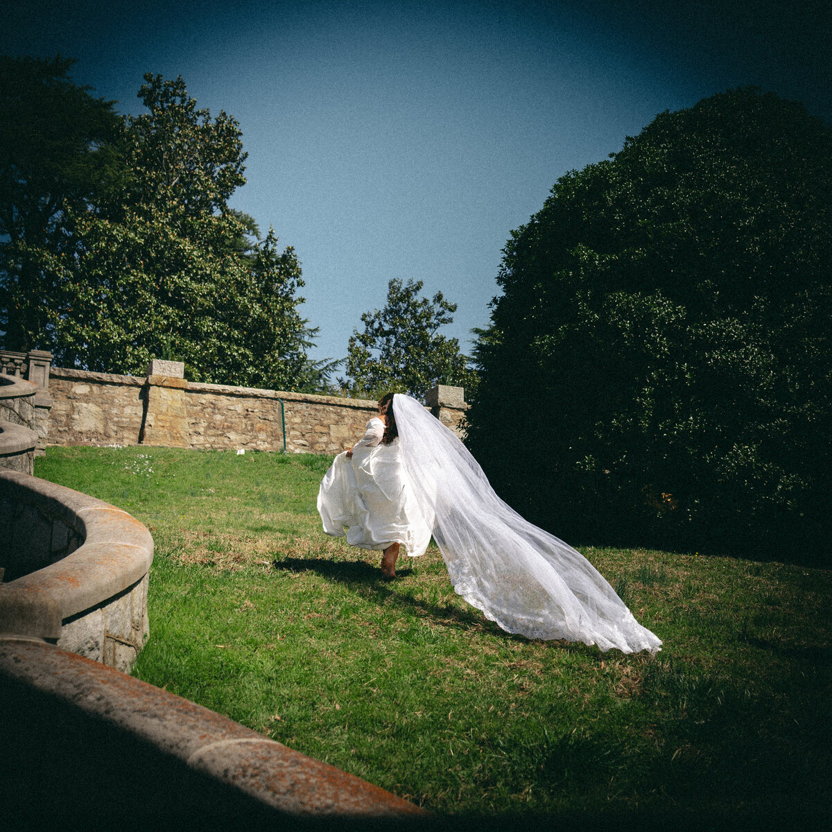 WhispersOfTheGardenFilm-123