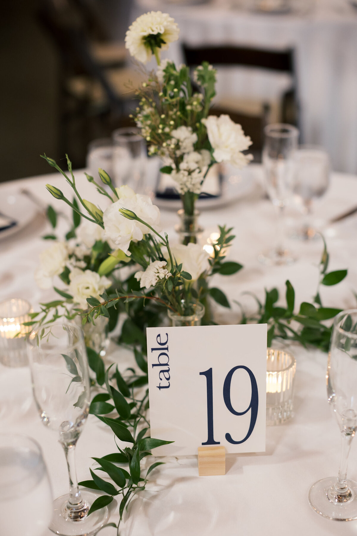 Caitlin&BrianWedding_Reception_IvoryBlushPhotography10