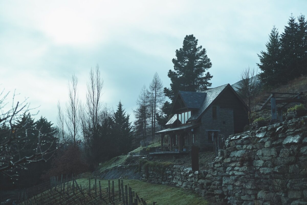 Elopement photoshoot, Stoneridge Estate, Queenstown.