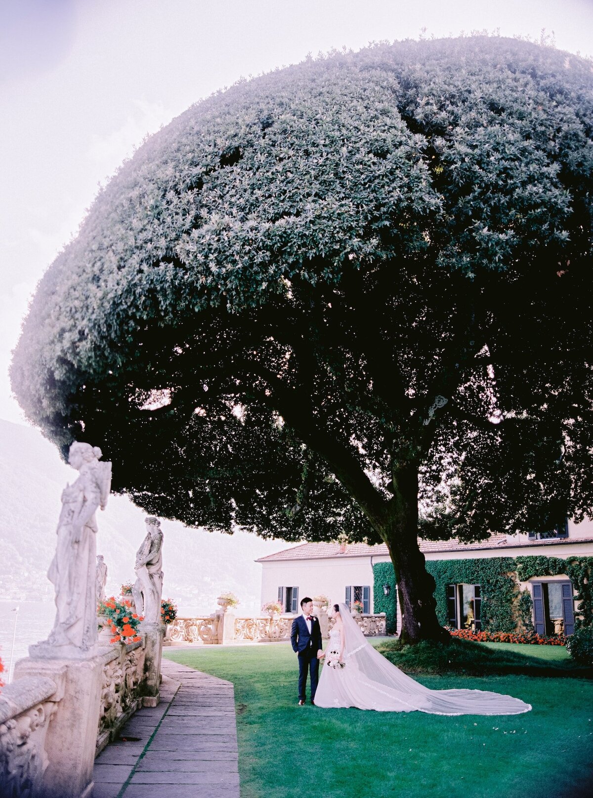 lake-como-luxury-wedding-photographer (38 of 45)