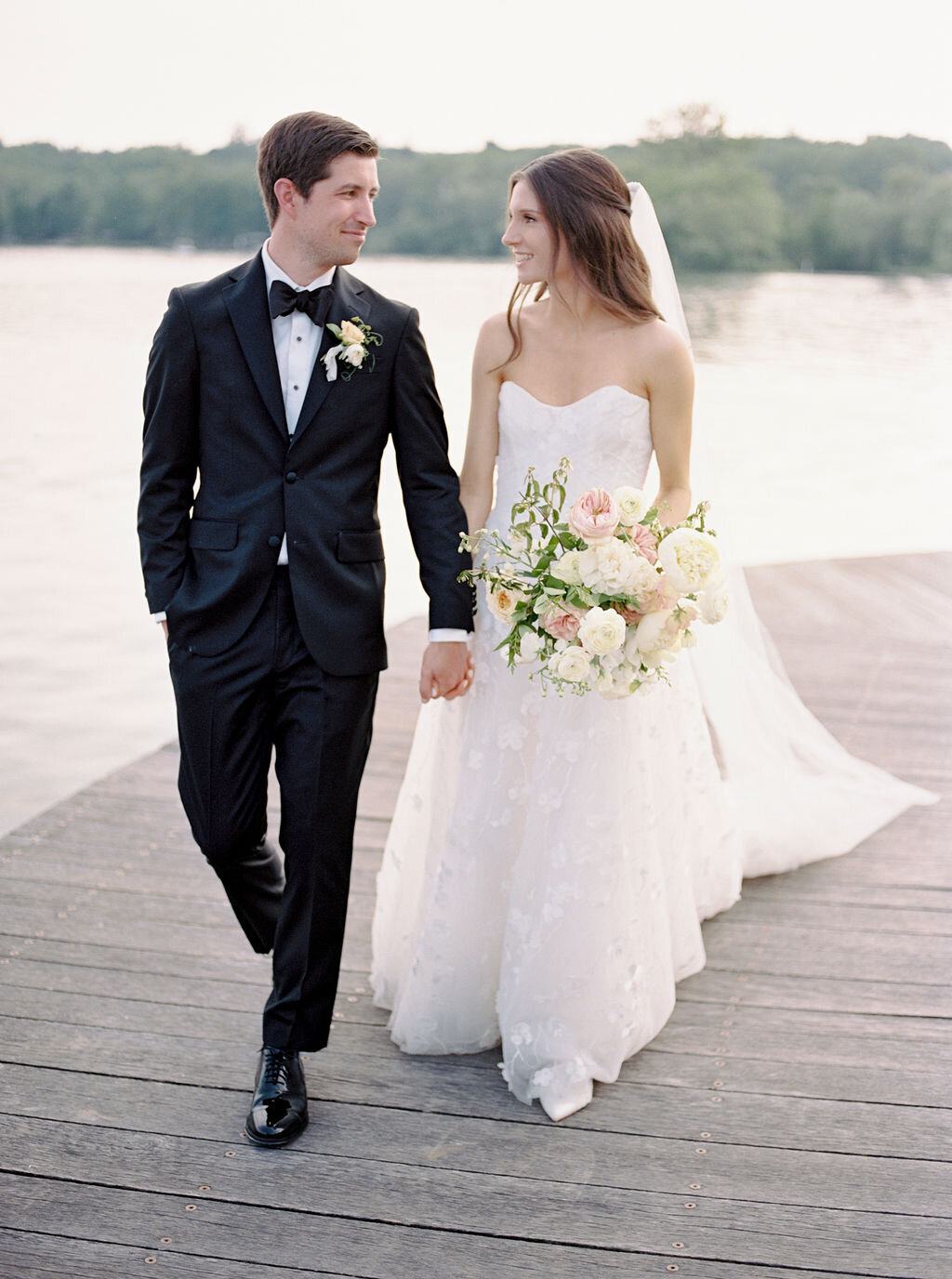 Lake-House-On-Canandaigua-Wedding-Sunset-Photos-Verve-Event-Co-Finger-Lakes-New-York-Wedding-Planner (3)