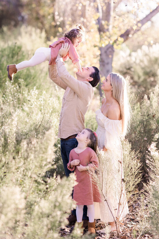 family-with-young-girls-Bonita-San-Diego