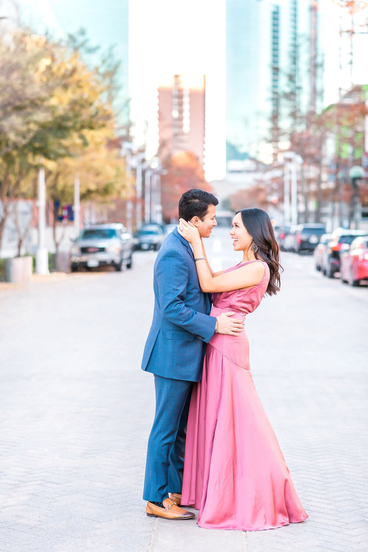 Josephine&MarkDallasArtDistrictTexasEngagement6