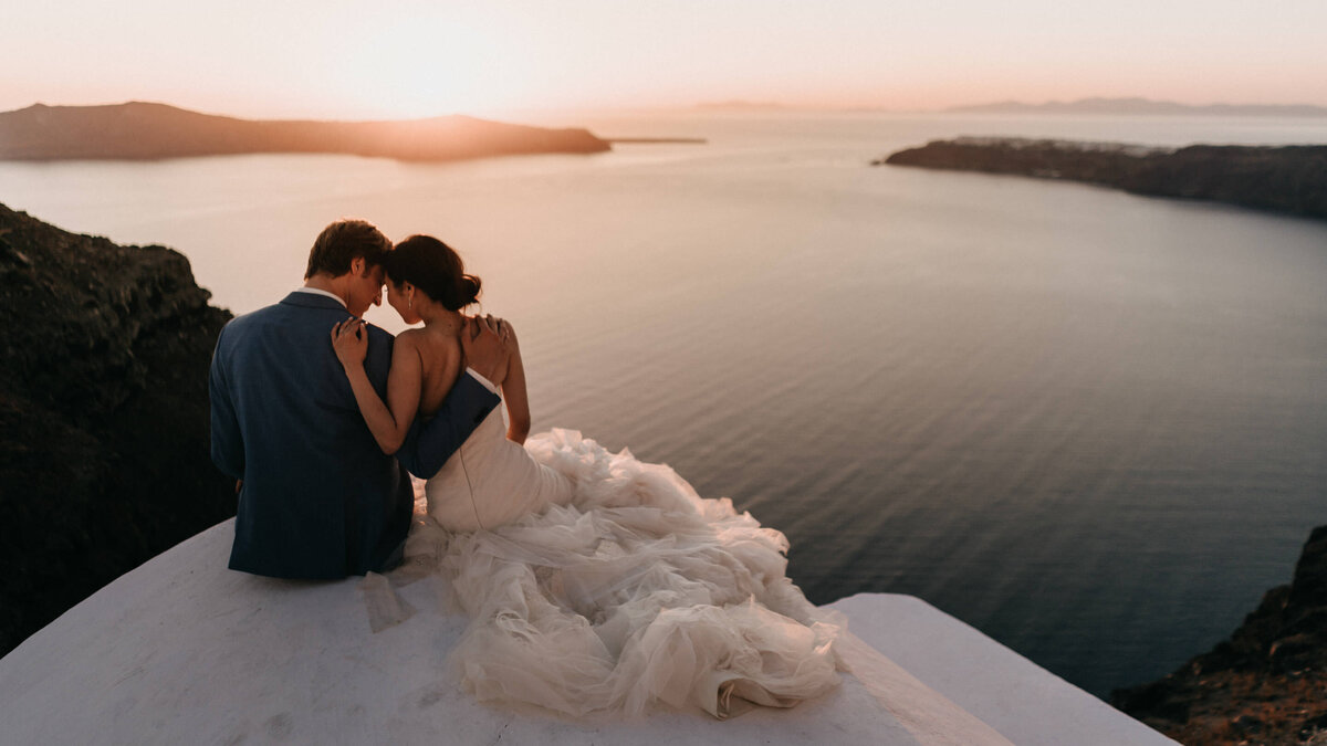 modern Minimalist for intimate wedding in santorini Greece sunset romance
