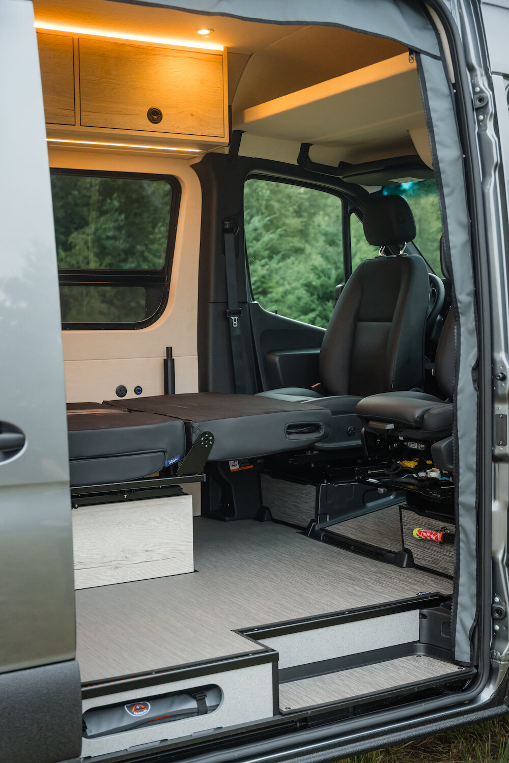 2_Paradise119_BenchmarkVehicles73