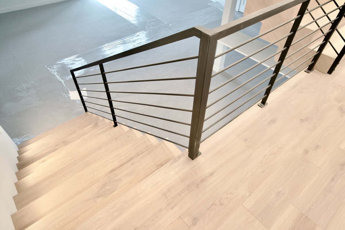 Soen-Hardwood-Denver-Colorado-Flooring-Woodland-Ln-Project26