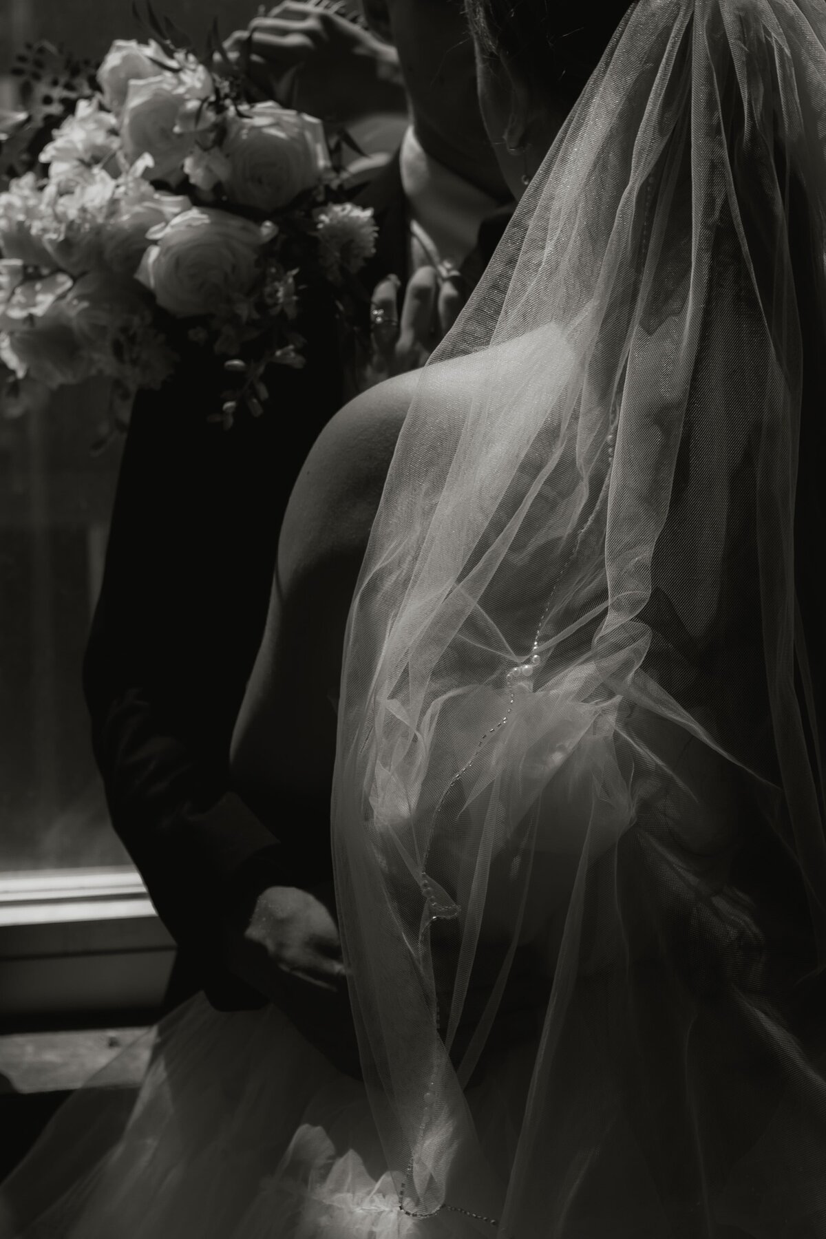 classy-urban-elopement-16