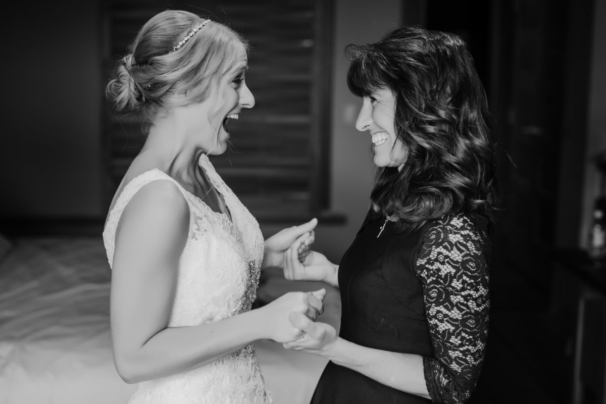 Woodinville-Wedding-Photographer-Willows-Lodge-19