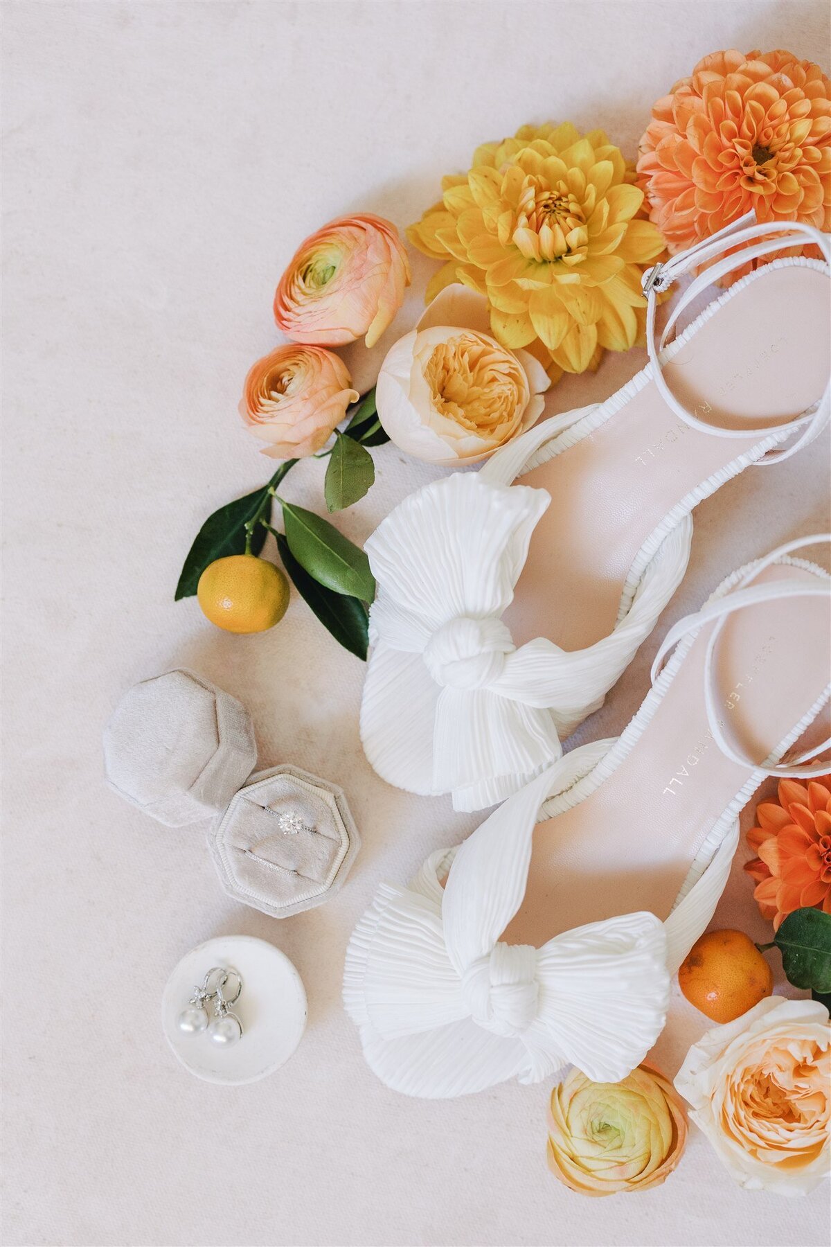viansa-sonoma-wedding-annie-ben-ashley-carlascio-photography-0028