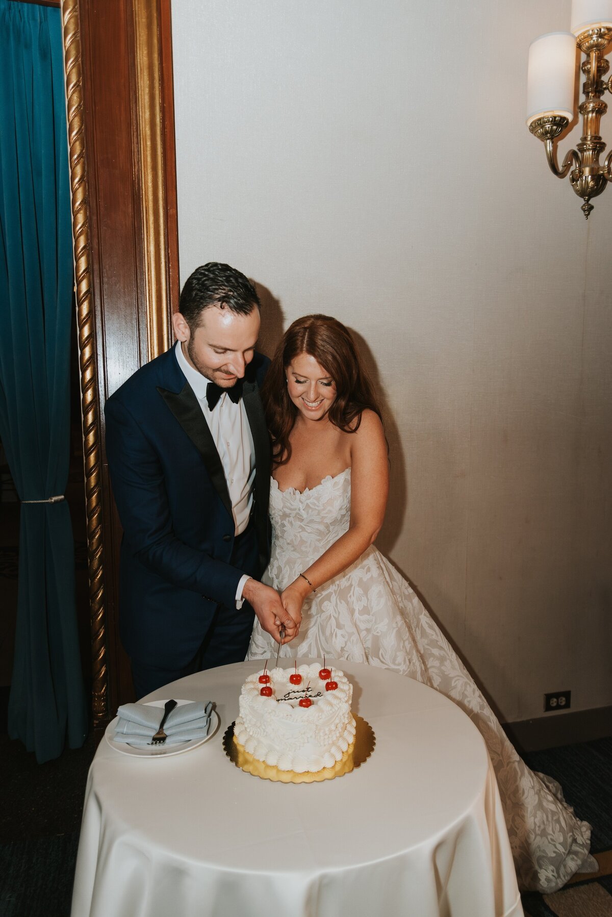 Faye-Fern-Creative-MariaBLung-Meg-Brandon-New-York-Athletic-Club-St-Patricks-Cathedral-Wedding-Reception-72