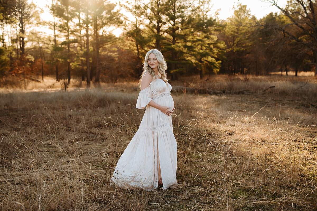 fort-worth-texas-photographer-maternity-outdoor-session (5)