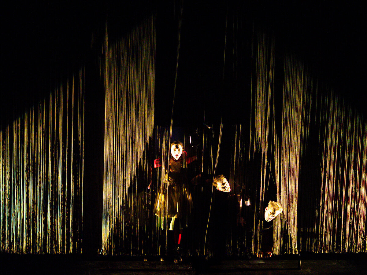 PETER PAN Cie Théâtre Amer mise en scène, adaptation, scénographie Mathieu Coblentz  jeu Judith Périllat,Florian Westerhoff, Jo Zeugma _4130029