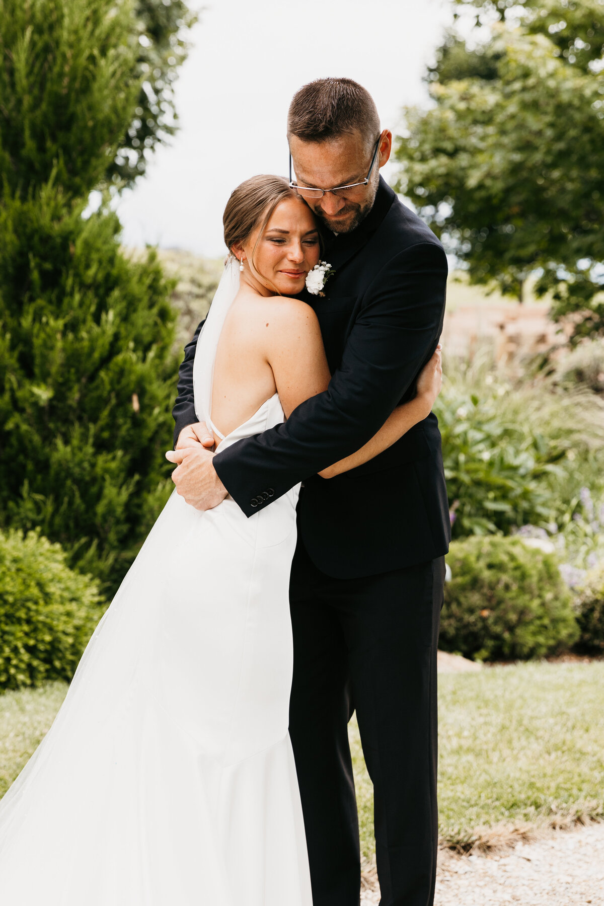 Aaron + Tessa_Sneak Gallery-91