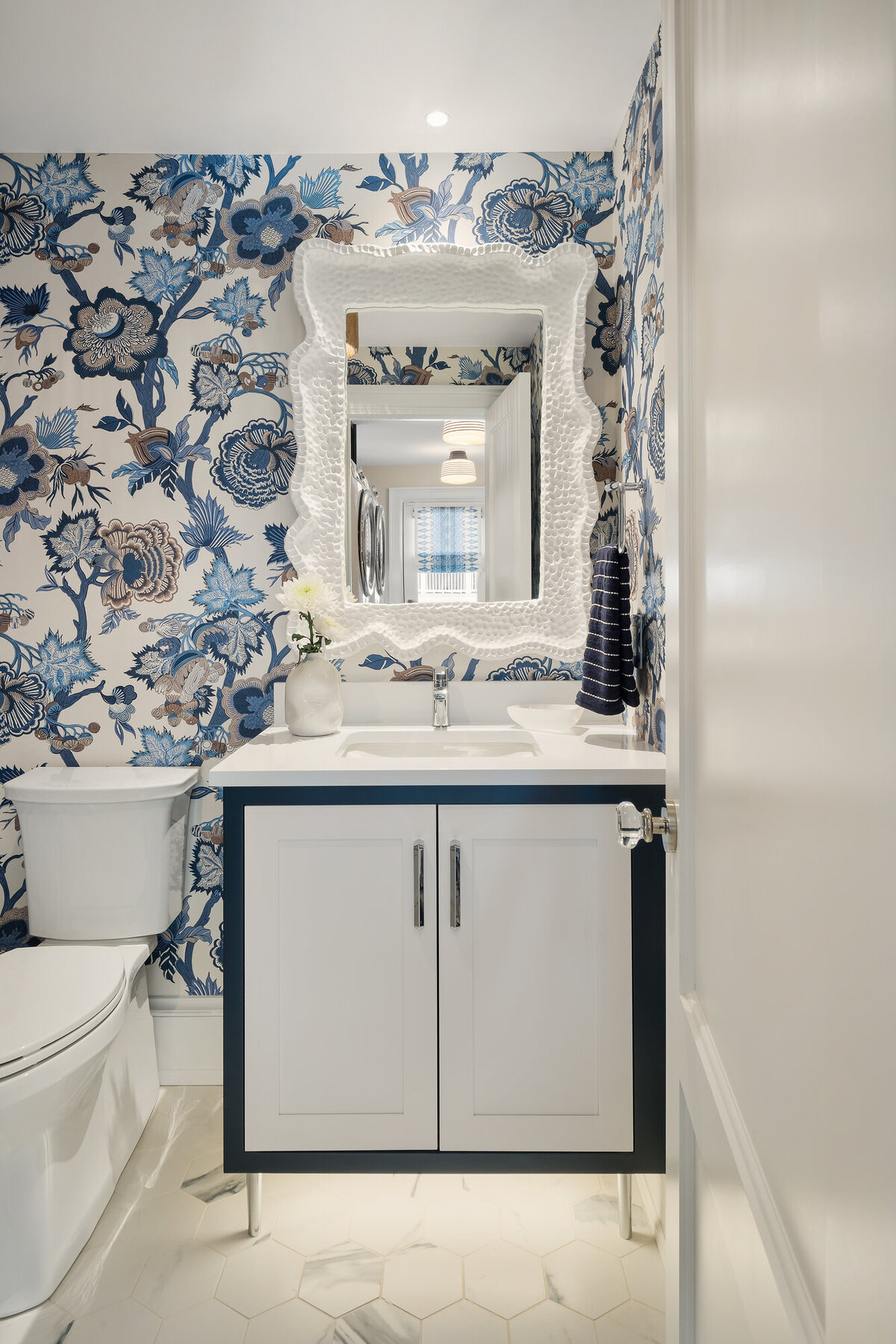 Arthur_Powder_Room_02-LO