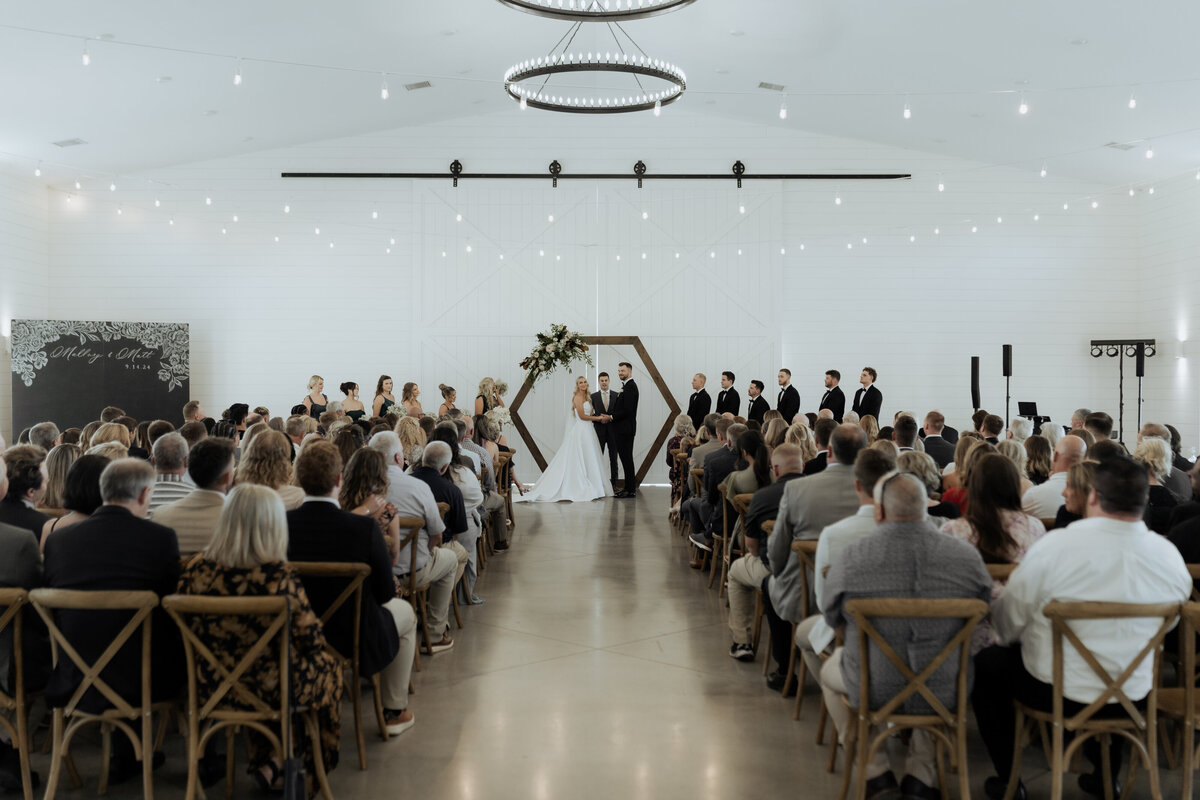 pile-wedding-616