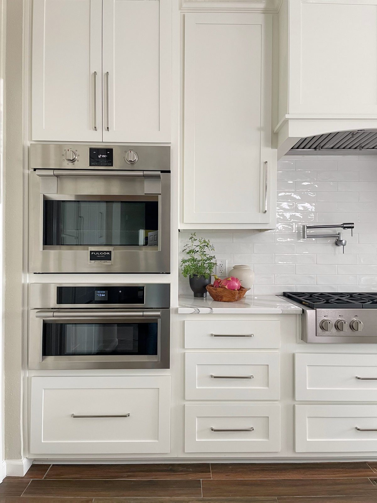 dusti j design microwave stainless steel