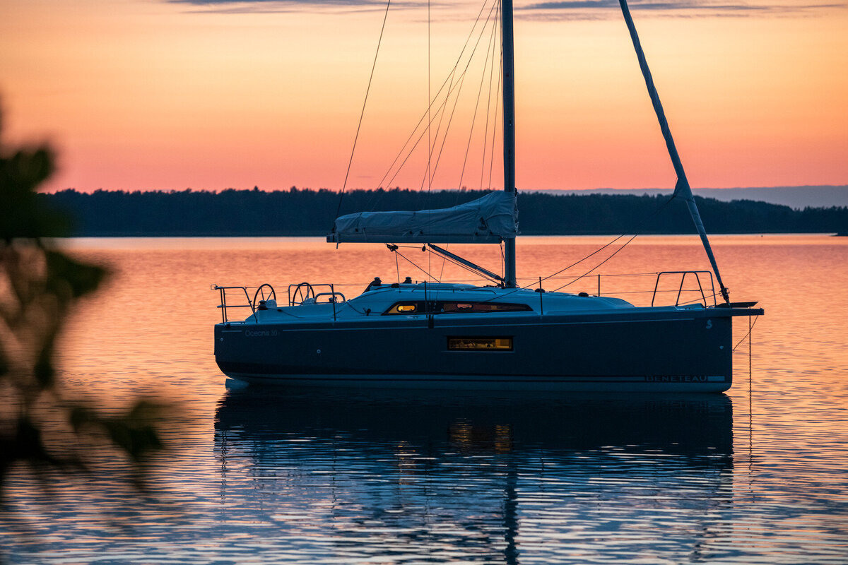 Beneteau-oceanis-30.1-15