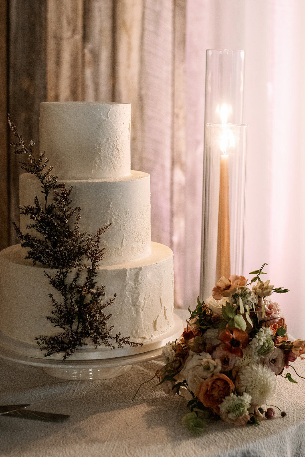 Blue-Sky-Lodge-Wedding-For-Love-Of-Love-56