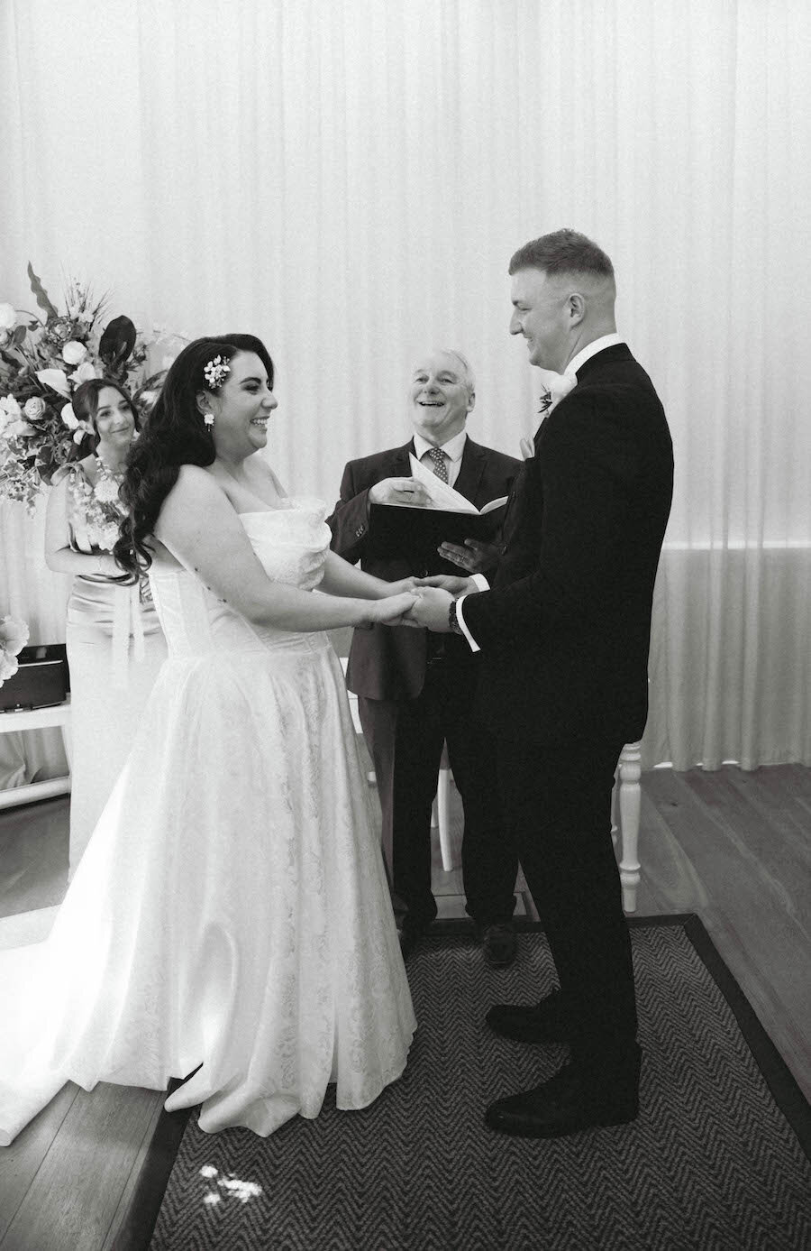 Nicola-Campbell-Romantic-Wedding-Photographer-Scotland-23-Montrose-Street-Katy&James-48