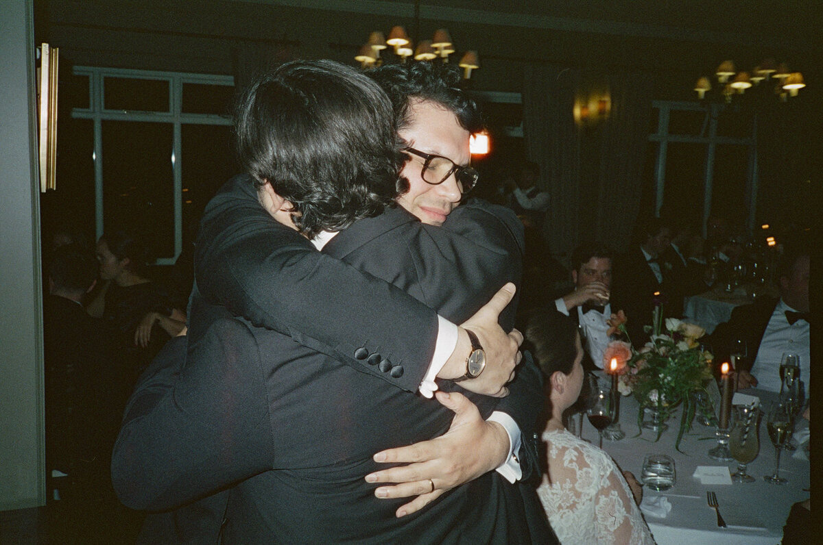 film-wedding-photographer-ireland-35mm-luxury (105)