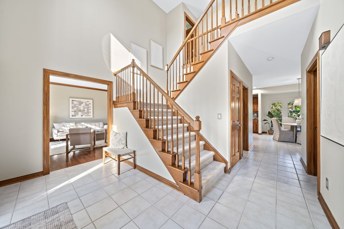 48-web-or-mls-A7407442