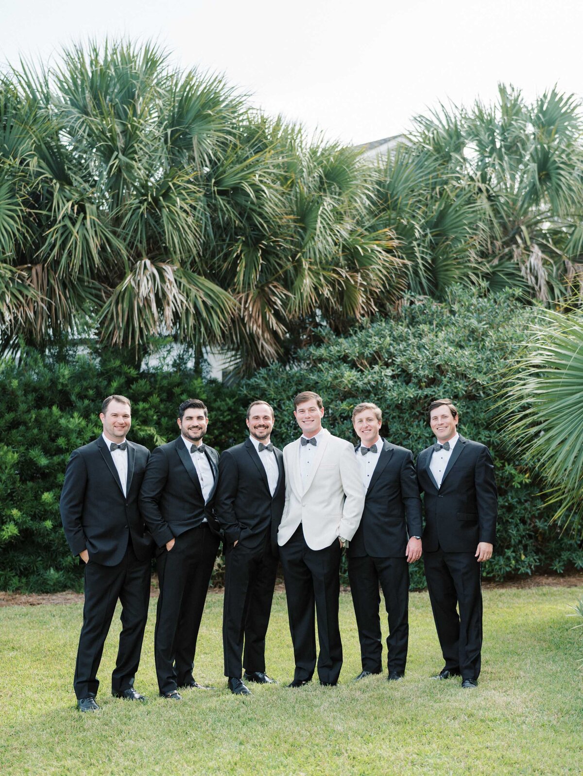 figure-eight-island-yacht-club-wedding-020
