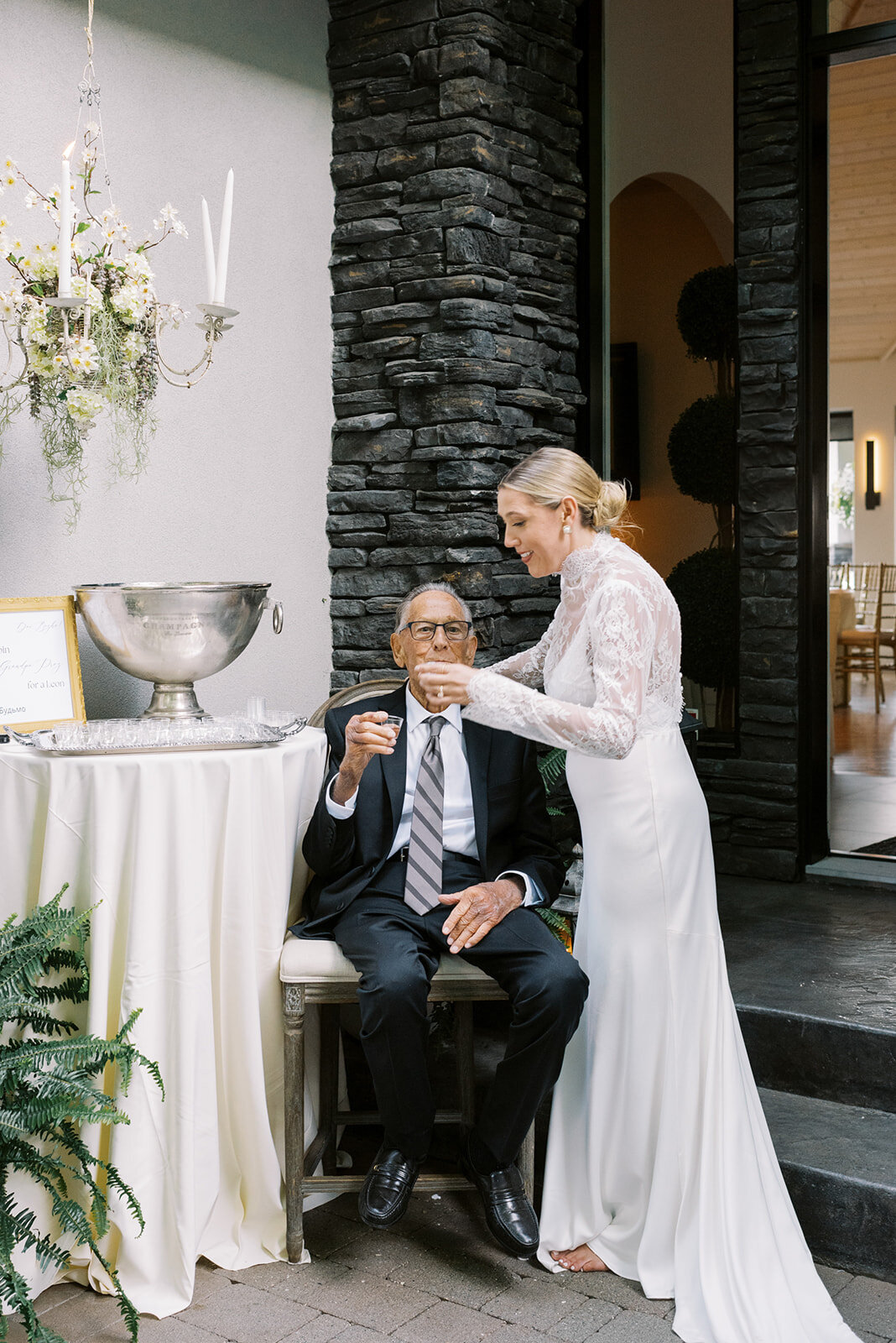 minted-photography-okanagan-kelowna-destination-wedding-photographer-wedding-kelowna-estate-wedding-madison-and-brandon-99