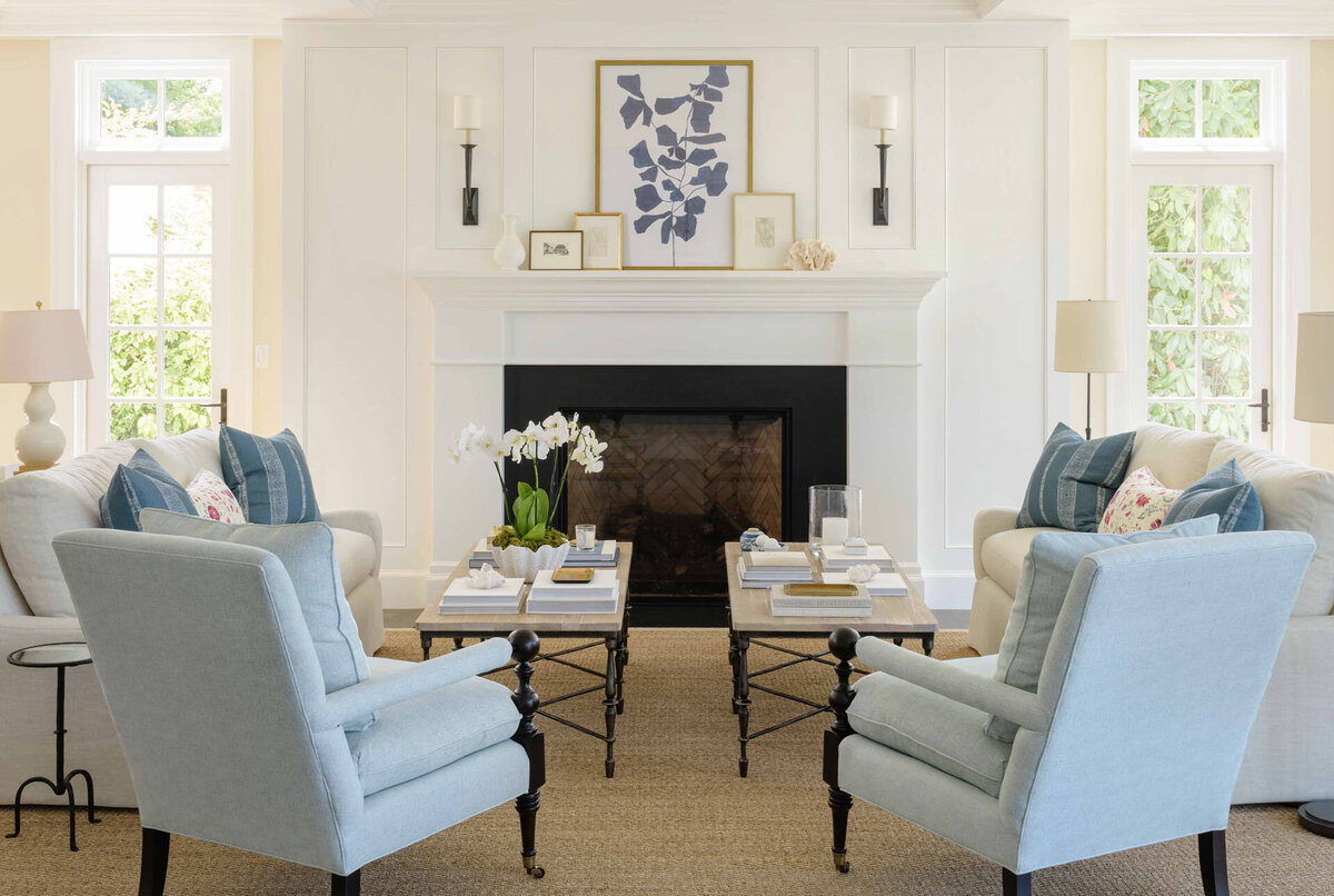 2-classic-coastal-living-room-double-coffee-table