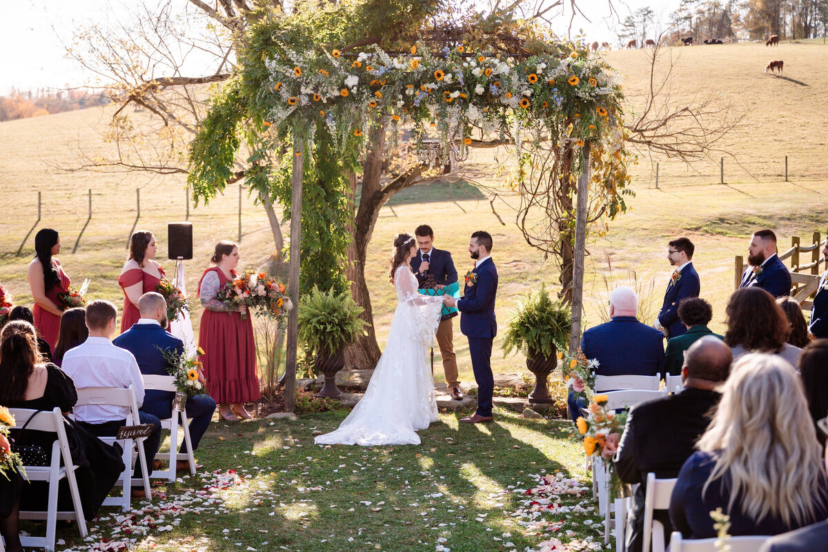 outdoor ceremony at shady elms farm