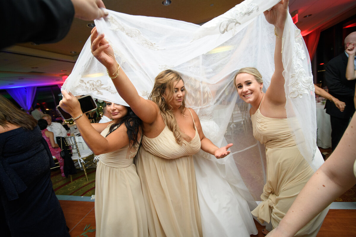 Hyatt-Regency-Boston-Wedding-Cambridge-49