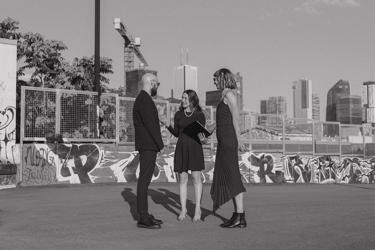 toronto-city-elopement-kensington-market-freespirited-romantic-fun-authentic-wedding-photography-2581