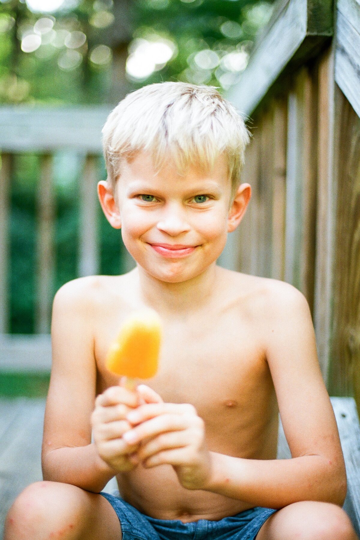 backyard-summer-family-photos-amy-nicole-photography-0028