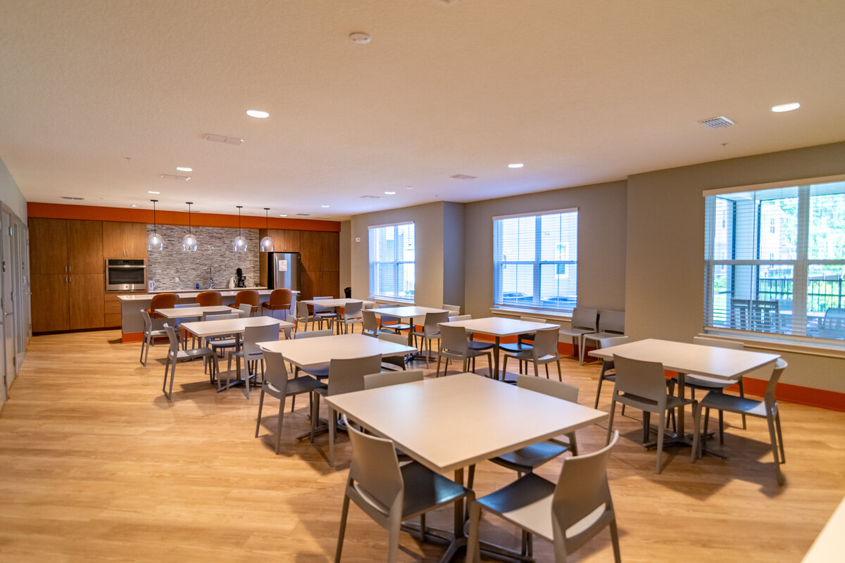 042324ROCHESTERPARK-112