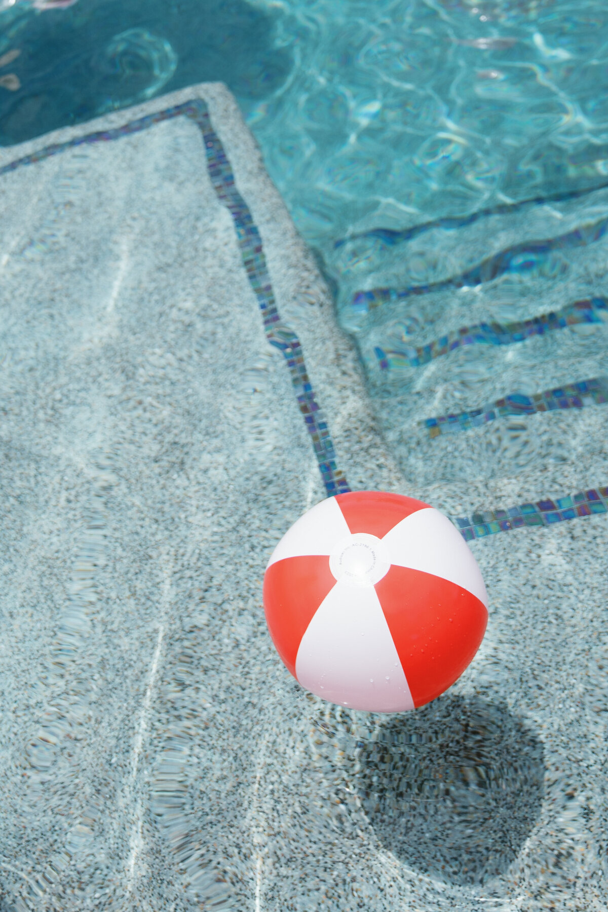 MeganandWill_04PoolParty-3