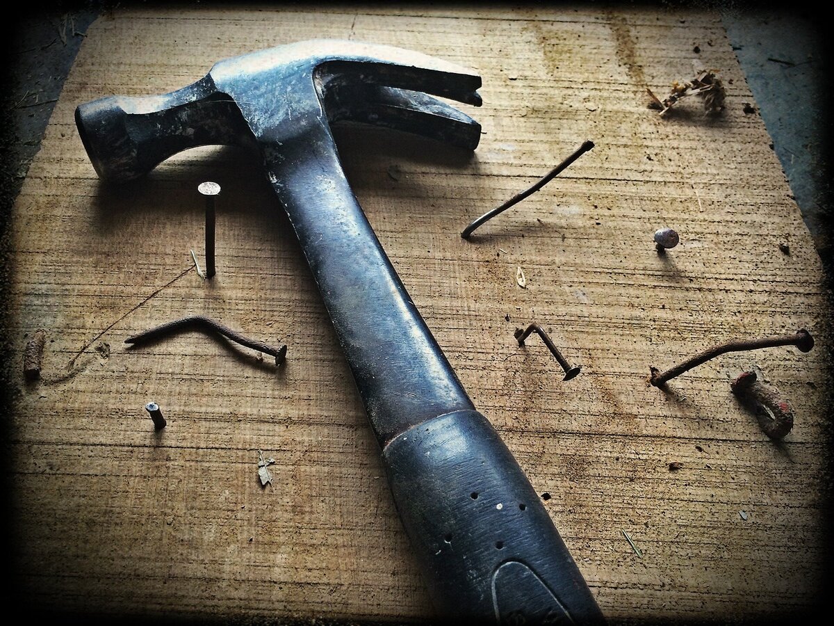 hammer-1629587_1920