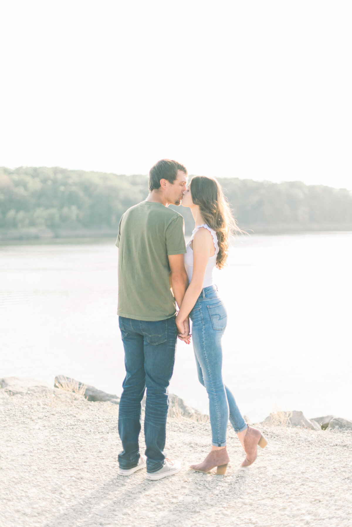 cedar-rapids-engagement-pictures-gigi-boucher-17-1367x2048