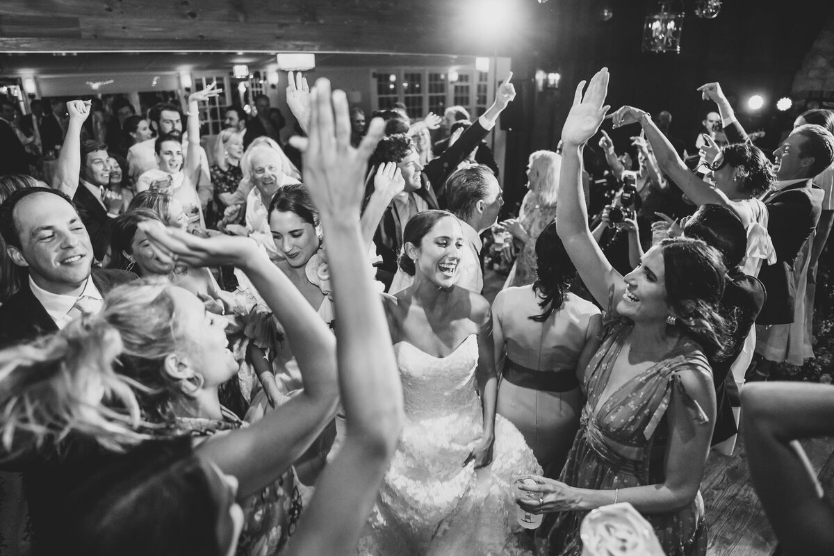 2024WeddingsNew_074_KatieKaizerPhotography