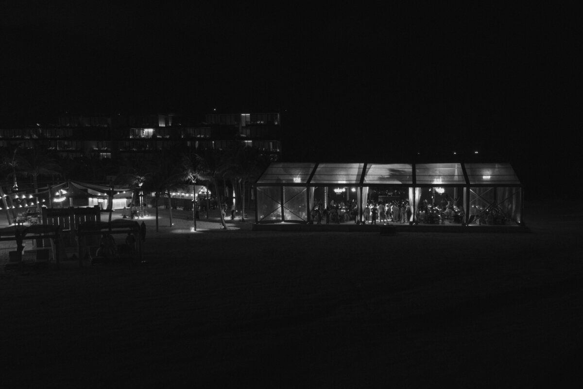 240608AMACHR_adv0298