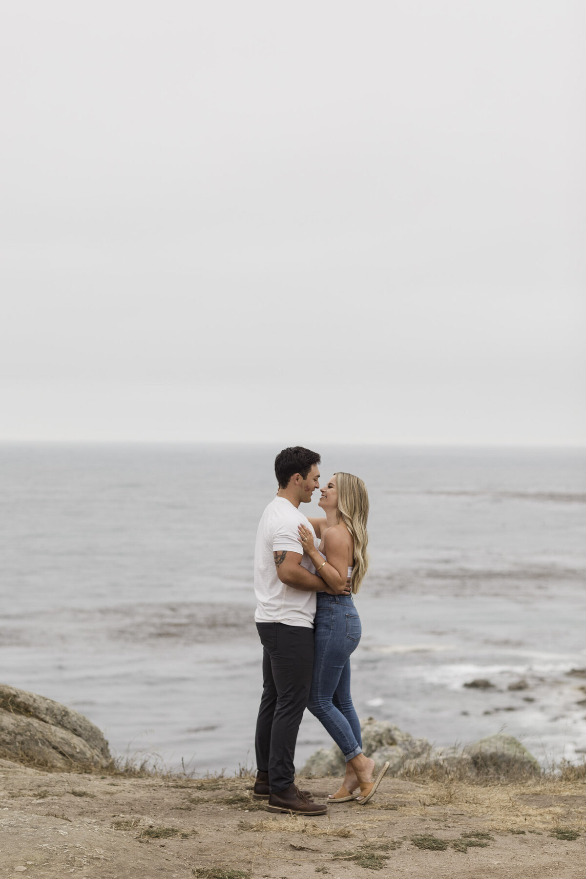 carmel-california-beach-engagement-02