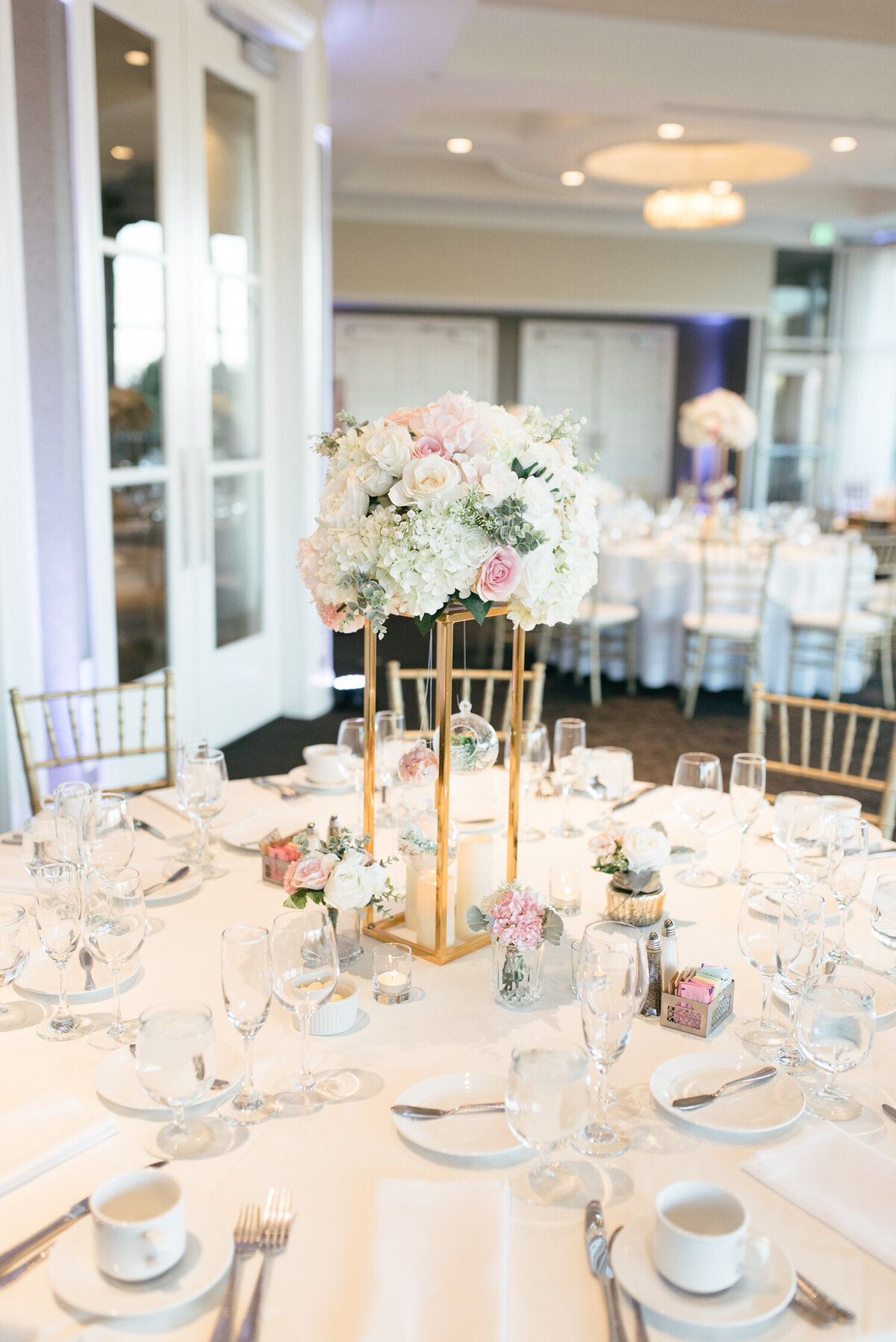 NatalieMcMullinPhotography-SilverCreekValleyCountryClub-SanJoseCalifornia-Wedding-SneakPeek-2019-48