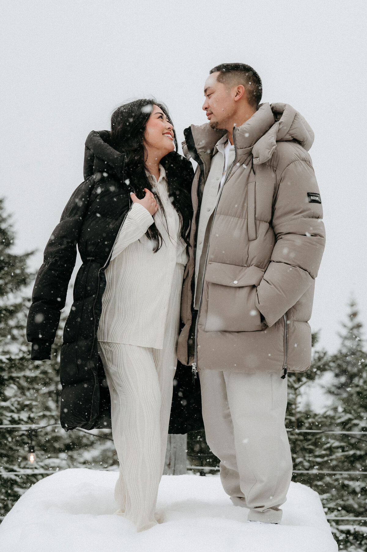 S-R_Winter-Elopement-Quebec-103