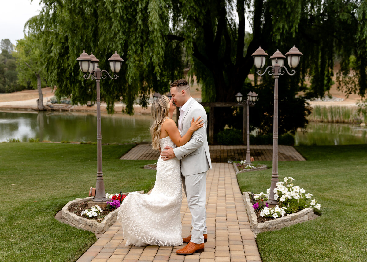 06102023_Julia+JadenWedding_WillowCreekCA_AnjaJensenPhotography-1081