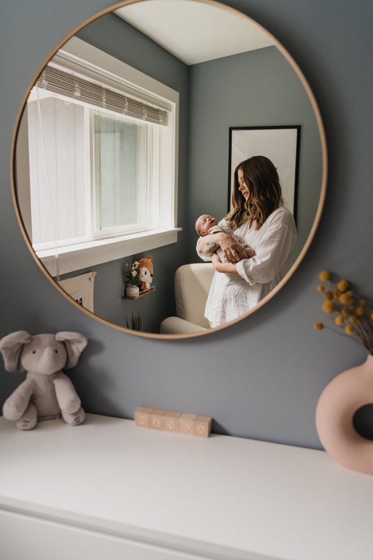 newborn-lifestyle-photos-maria-alcantara-photography